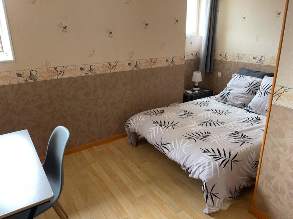 Chambre Double Avec Wifi Châtellerault Eksteriør billede